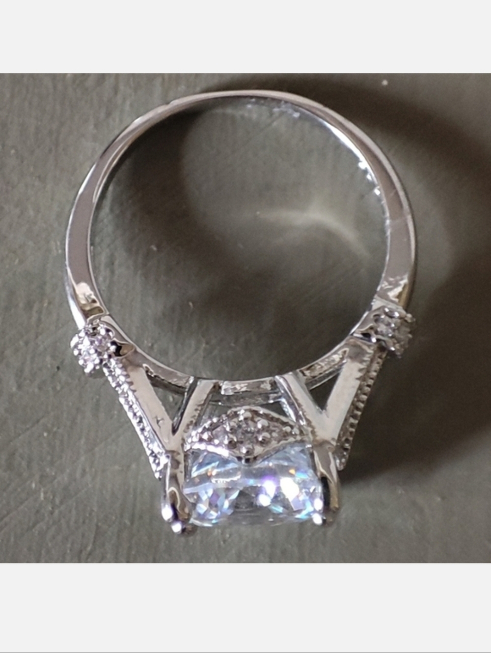 Ring Solitaire 925 Size 7 Cubic Zirconia Approximately 3 Carats Costume Jewelry